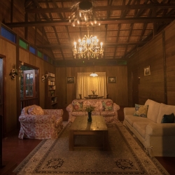 JR House-12